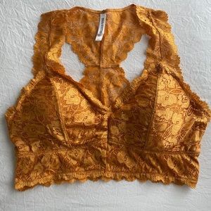 NWOT Lace bralette